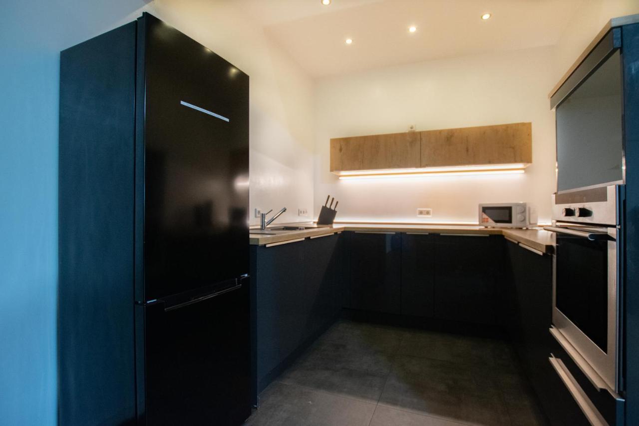 Raj Living - 250m2 Loft With 6 Im Industriegebiet - 20 Min Messe Dus & Old Town Dus Düsseldorf