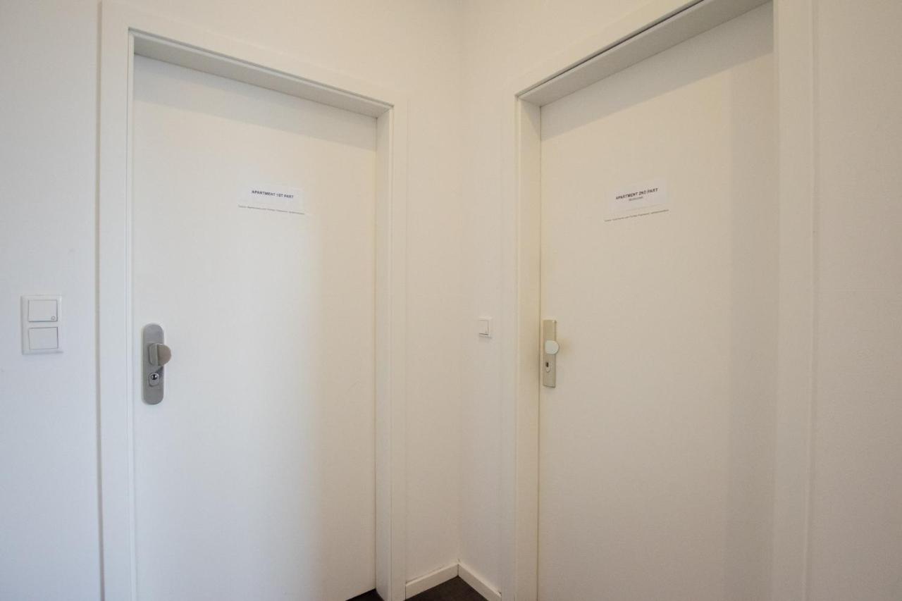 Appartamento Raj Living - 250m2 Loft With 6 Im Industriegebiet - 20 Min Messe Dus & Old Town Dus